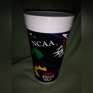 Vintage 1994 Pizza Hut NCAA Basketball Collector Drink Cup Colorful 6 3/4" Tall